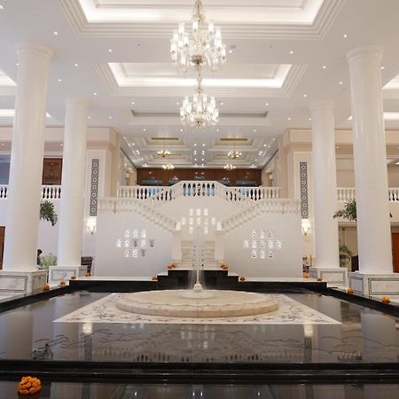 Hotel Clarks Avadh Lucknow Zewnętrze zdjęcie