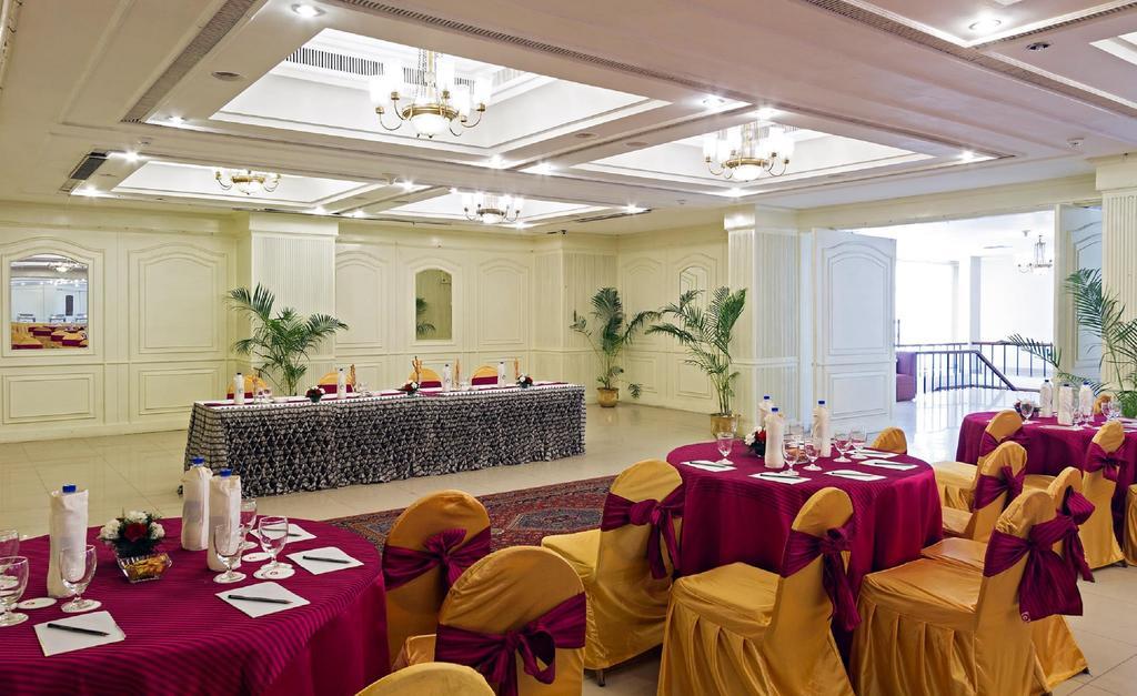 Hotel Clarks Avadh Lucknow Zewnętrze zdjęcie